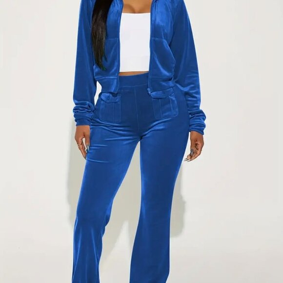 Electric Elegance: The Ultimate Blue 2pc Set - Picture 6 of 6